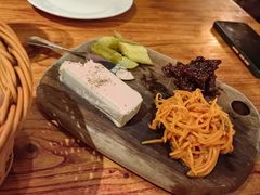 -羽深肉铺 Steak & Wine
