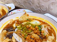-丽丽三鲜螺蛳粉(田林路店)