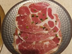 -蚂蚁洞·烤肉大营地(上海静安大悦城店)