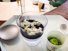 白加黑-茶是一枝花泡茶店