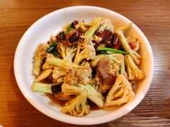 辣鲜花菜-酒肆浅葱•烧烤•龙虾•排档(卓悦intown店)
