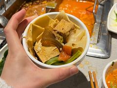 -海底捞火锅(新松江路生日主题店)