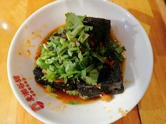 老长沙臭豆腐-呷佬·长沙手工米粉(金沙江路店)
