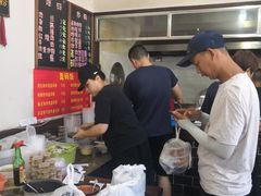 -肖娭毑老面馆(自然岭路店)