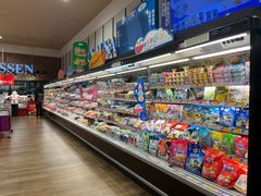 -永旺黄岛购物中心