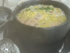 -绿色墨脱石锅城