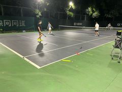 -快网网球俱乐部(徐汇爱建园店)
