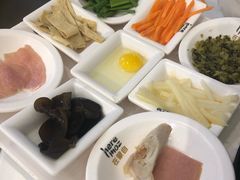 -在蒙自过桥米线