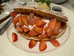-ROAST coffee & eatery