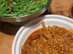 -聚鑫朋酸菜肥肠(九龙仓店)