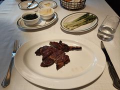 -Wolfgang’s Steakhouse 沃夫冈牛排馆(上海白玉兰广场店)