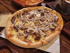烤牛肉披萨-I HOLIC艾豪丽披萨(KKone店)