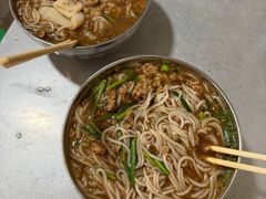 -正宗杨记普洱酸醋米线(总店)