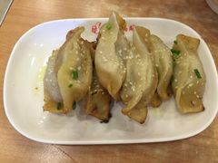 -小姜锅贴(凤凰街店)