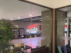 -英派斯健身旗舰店(海信国际中心馆)