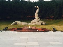 -上海市龙华烈士陵园