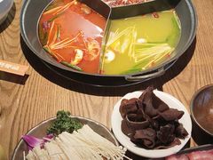 -巴卤社老火锅(财富店)