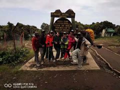 -乞力马扎罗山