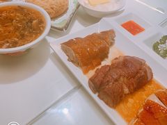 -新大咀港式茶餐厅(宝山万达店)
