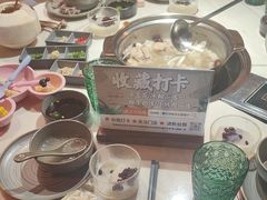 -喃喃椰·糟粕醋·椰子鸡火锅(七堡花园店)