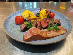 招牌小牛侧腹班尼迪-人民咖啡馆(四行仓库店)