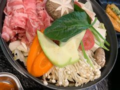 -烤路里·韩国品质自助烤肉(石路天虹4号店)