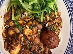 -沪西老弄堂面馆(定西路店)