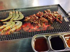 -马路牙子烧烤音乐酒馆(望京店)