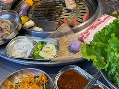 -哈哈碳都·牛肋条无限自助烤肉(台江万达店)