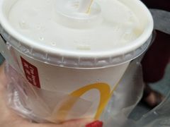 -麦当劳(轻轨曹杨路店)