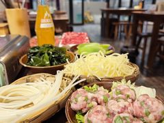 -黔有有贵州酸汤夺夺粉火锅(五味十字店)