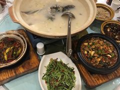-鄱阳湖·江西小炒·瓦罐煨汤(五道口店)