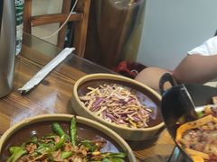 农家小炒肉-龚师傅土菜馆.地道农家菜(魅力湘西店)