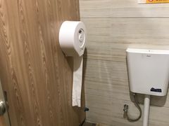 -冠德石油威程加油站