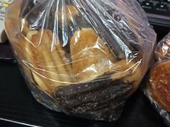 -光明牛奶棚(南泉店)