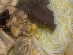 -文山荷鲜居(翠湖店)