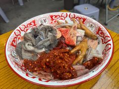 -馋虫重庆火锅(玉林南街店)