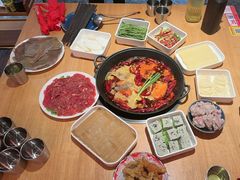 -三个四川人火锅(华联商厦店)