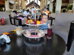 -亚龙湾喜来登·美景台大堂吧