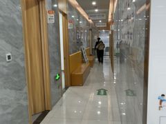 -上海仁爱医院口腔科 · 种植