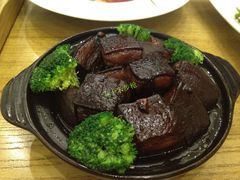 阿婆红烧肉-爱琴海假日餐厅(八里湖婚礼公园店)