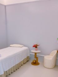 -苑苑vbeauty科技美容SPA