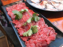 现切牛肉-捞围鲜·港式打边炉(海阳路店)