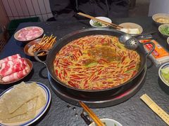 -四小区火锅·巷子里的重庆火锅(花照壁店)