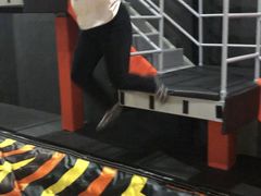 -嗨翻Hi-Fun竞技主题乐园·蹦床亲子生日轰趴(国光1937店)