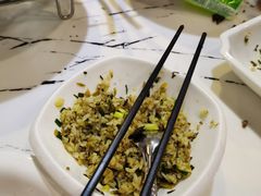 -凤凰路何眼镜香辣蟹(花果园店)