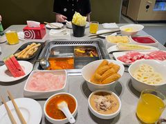 -海底捞火锅(宝龙广场夜宵主题店)