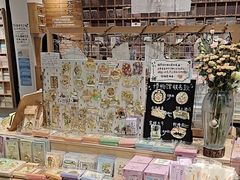 -猫的天空之城概念书店(苏州平江店)