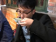 -鱼窝棚柴火铁锅炖(富山屯店)