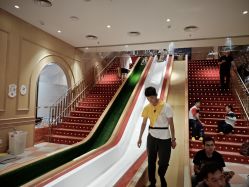 -奈尔宝·儿童乐园·亲子餐厅(前滩店)